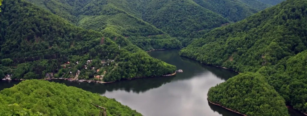 lacul Tarnita